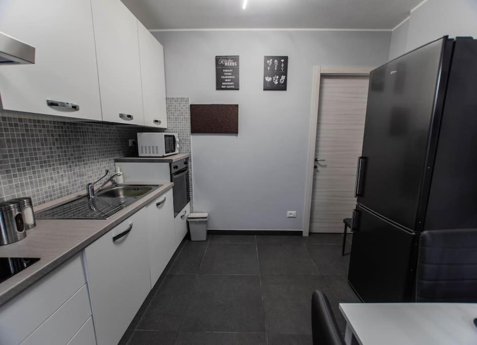Apartmán Modern Loft Center Of Turin + Jacuzzi 30M Metro Collegno Exteriér fotografie