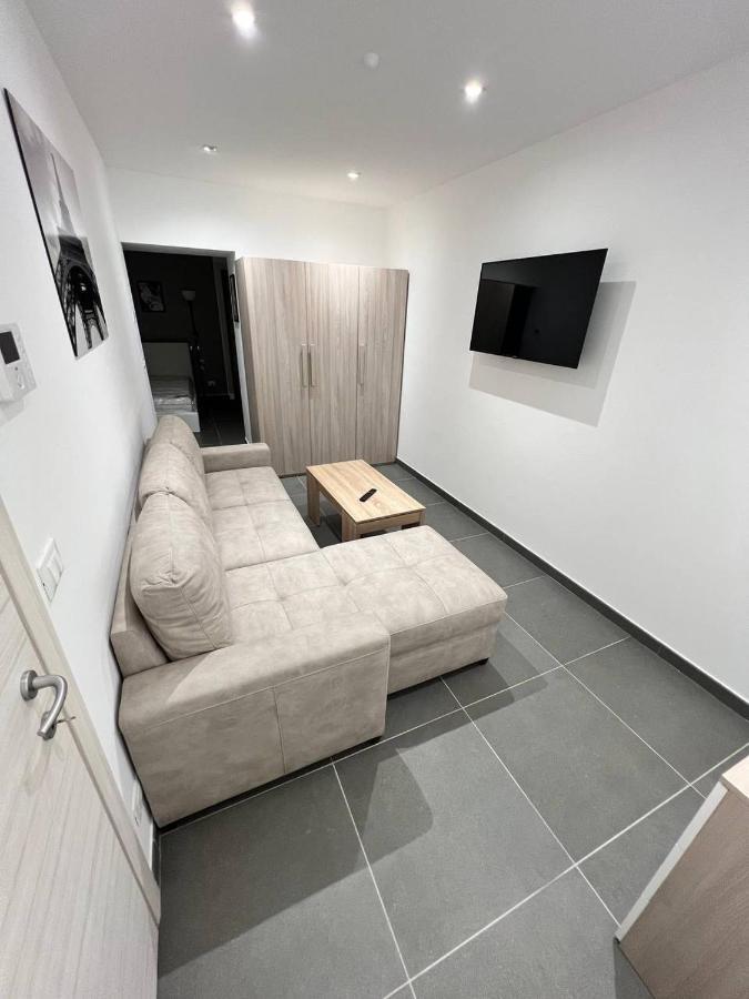Apartmán Modern Loft Center Of Turin + Jacuzzi 30M Metro Collegno Exteriér fotografie